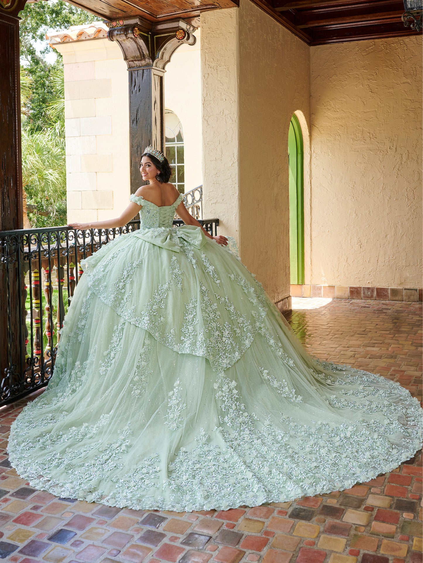 P26080 | QUINCEAÑERA DRESS