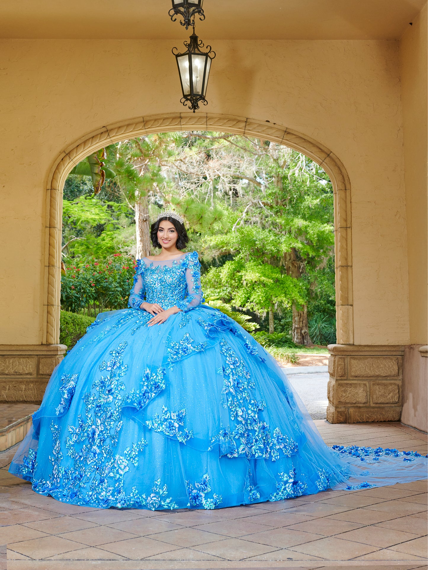 P26082 | QUINCEAÑERA DRESS