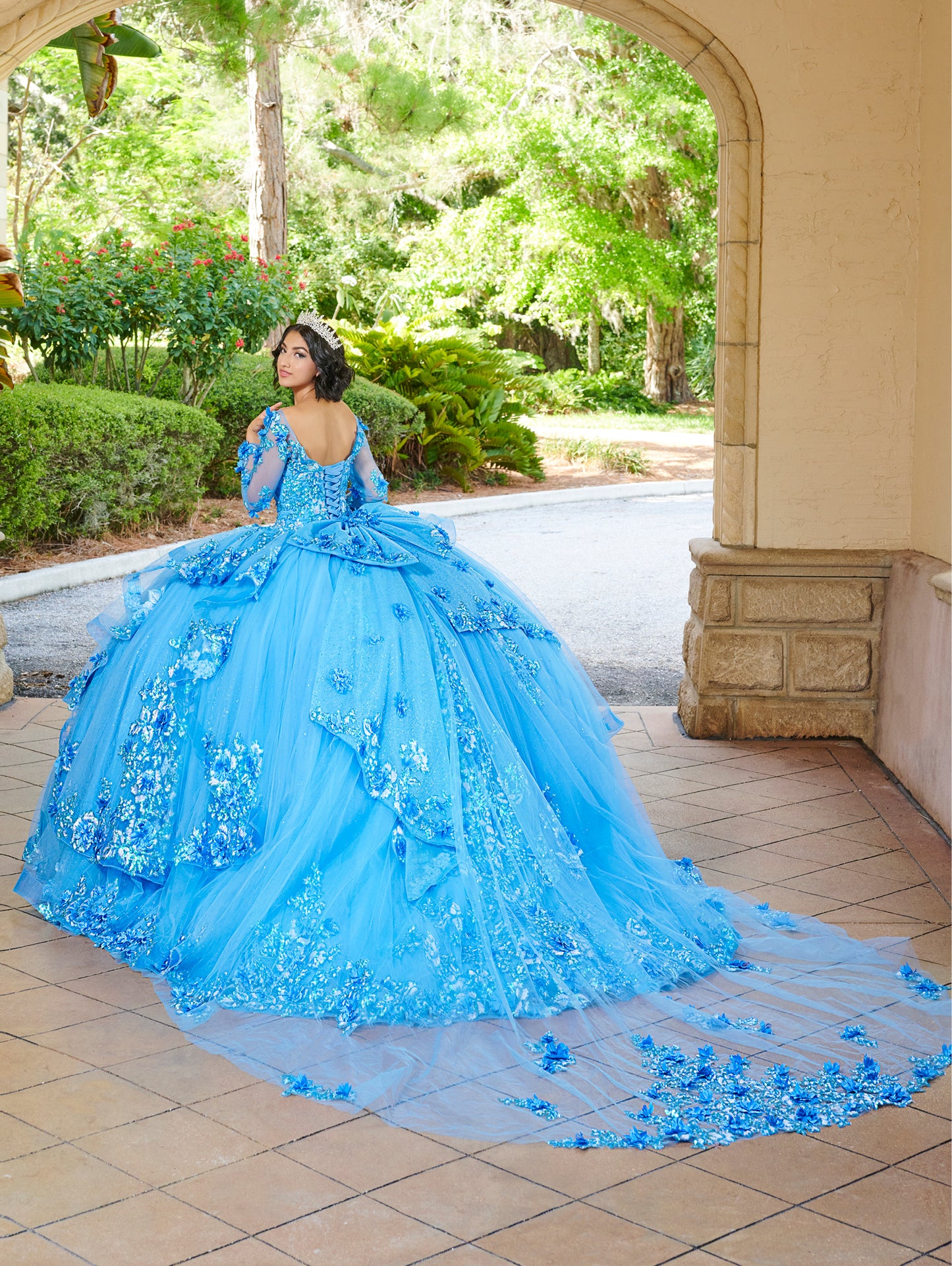 P26082 | QUINCEAÑERA DRESS