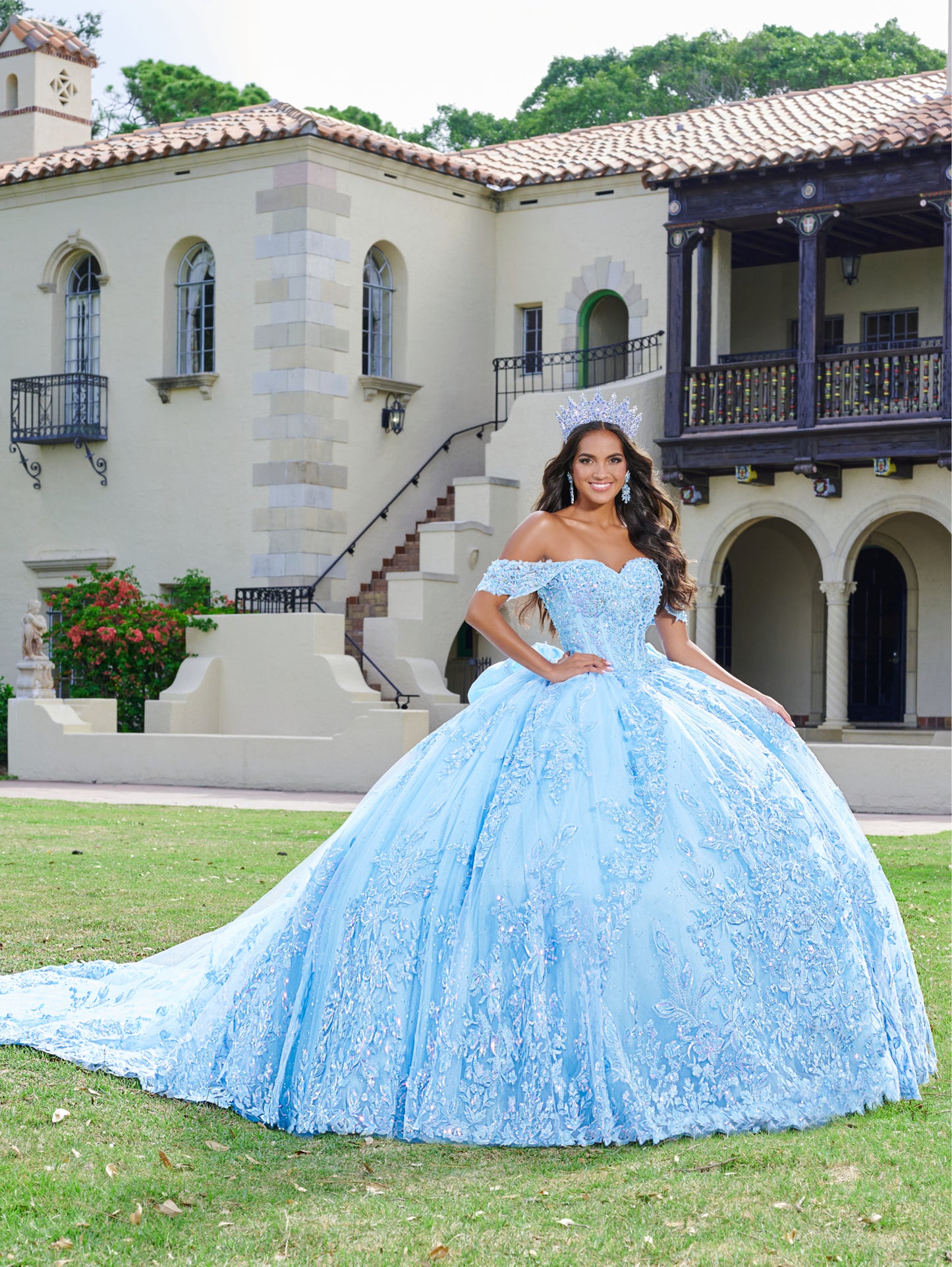 P26072 | QUINCEAÑERA DRESS